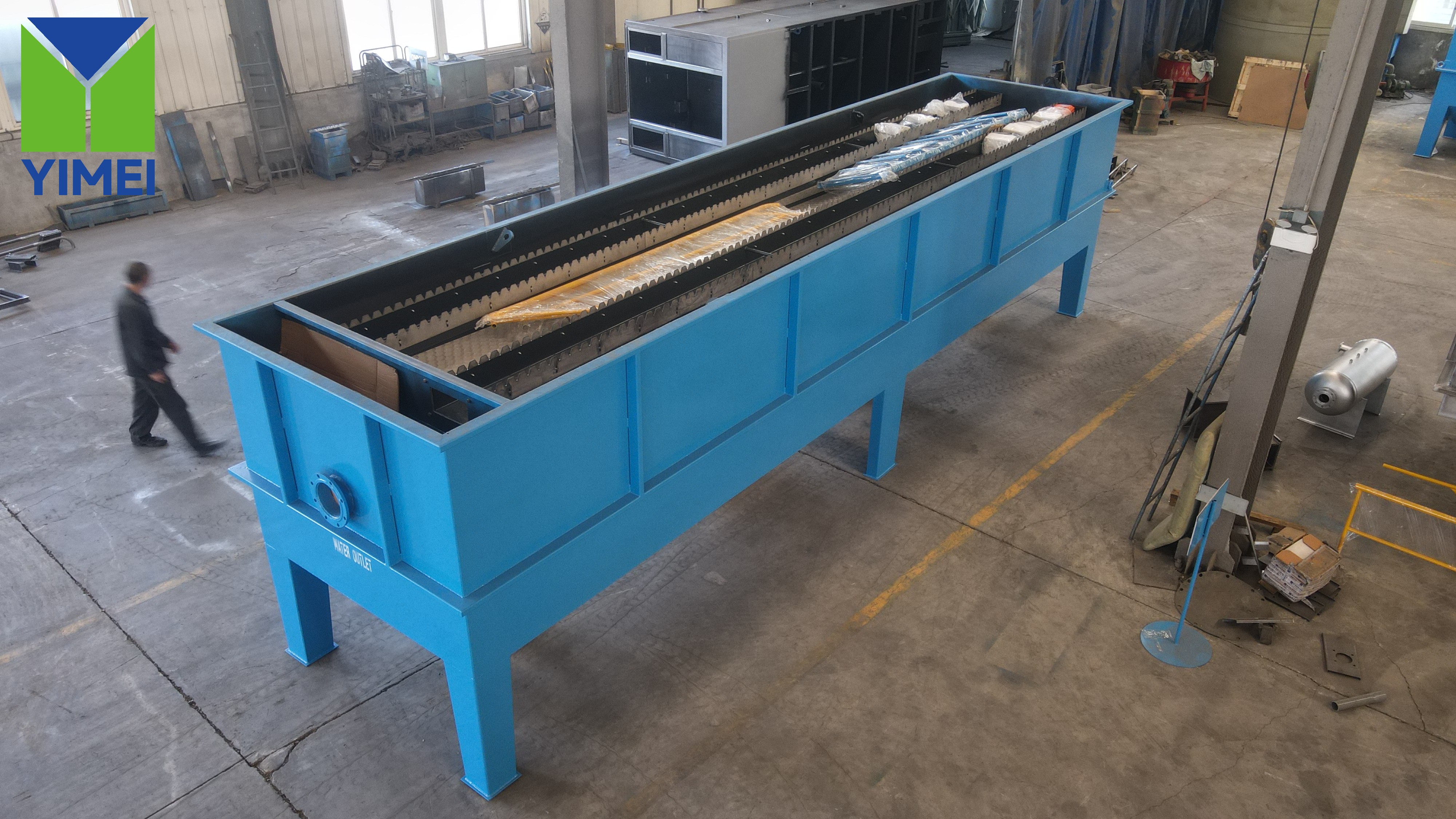 Blue industrial lamella clarifier with tube settler media